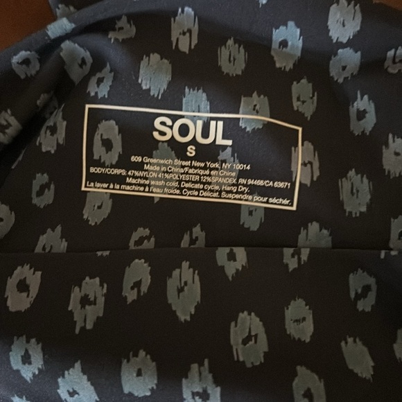 Leggings and sports bra set - Picture 6 of 7